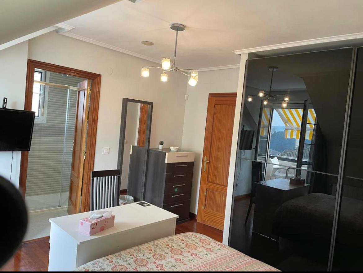 Habitaciones En Chalet Con Jardin Boó de Piélagos Exteriör bild