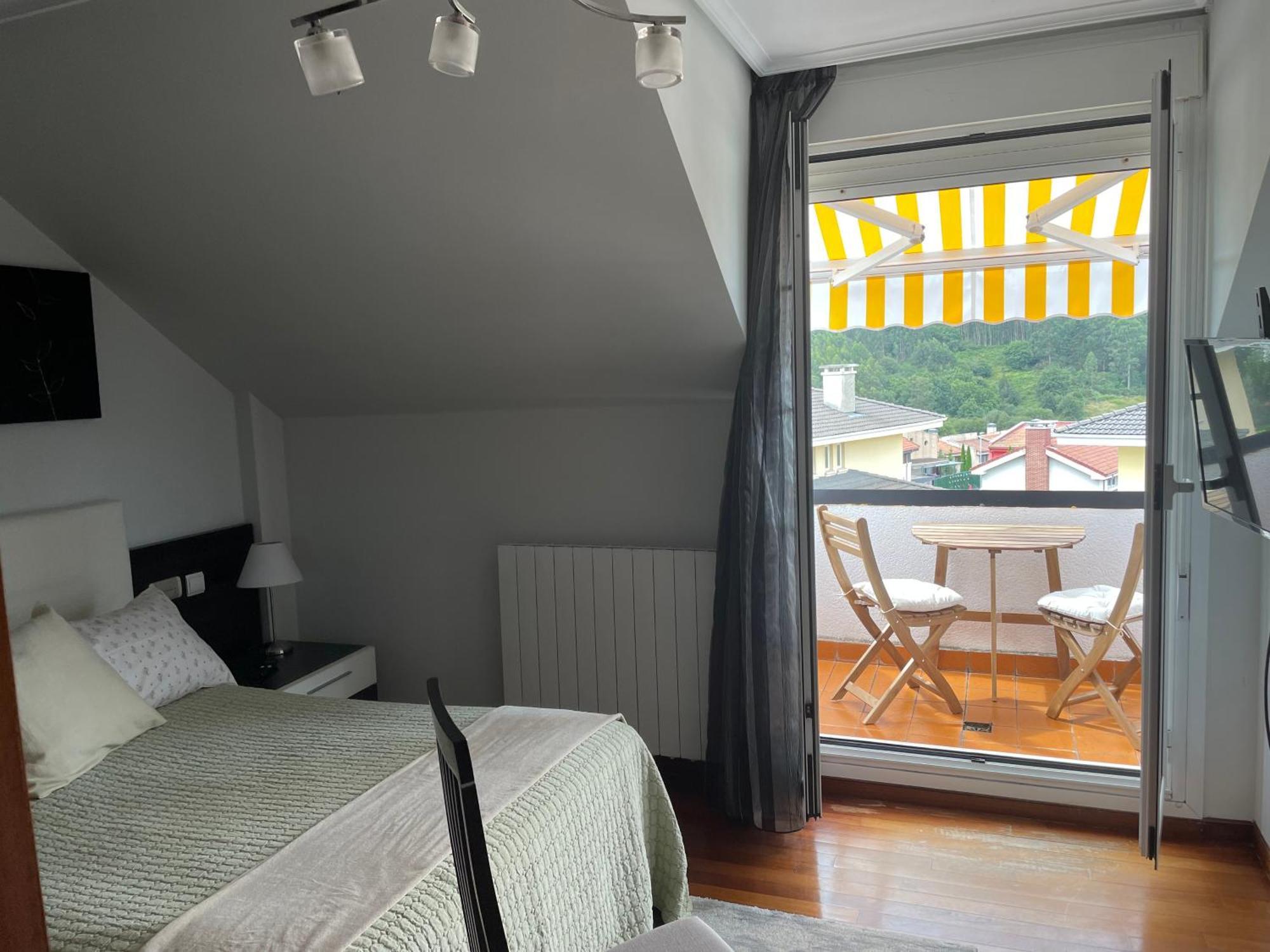 Habitaciones En Chalet Con Jardin Boó de Piélagos Exteriör bild